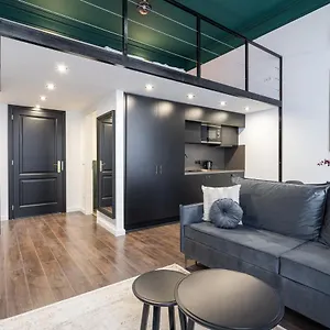 Apartman E41 - Trendy Boutique - Prime Spot By Bqa, Budapest